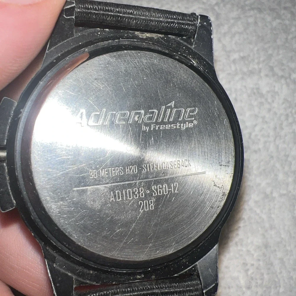 Freestyle Analog Date Mens Watch‎ Water Resistant 30 Meters Working